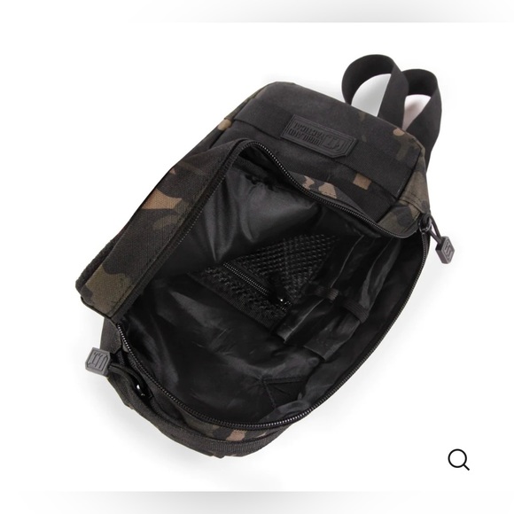 EXPO EDC SLING BAG - Picture 2 of 5